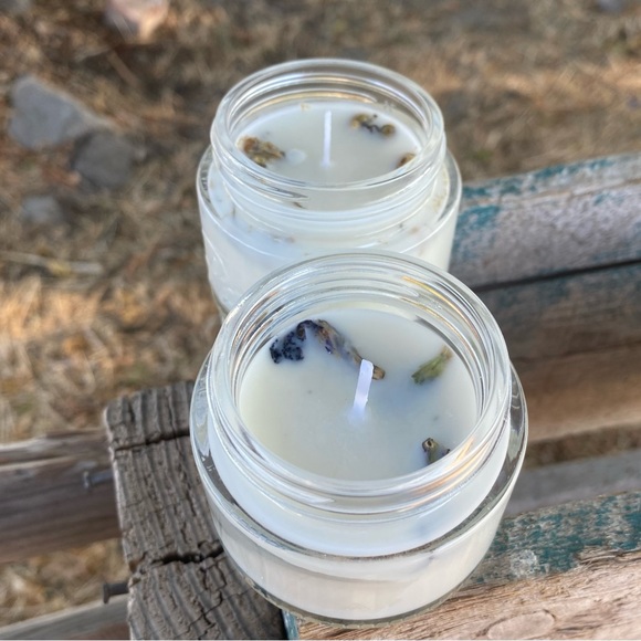 Handmade Soy Fresh Linen & Morning Dew Scented Repurposed Jar Candle Pair - Picture 4 of 7